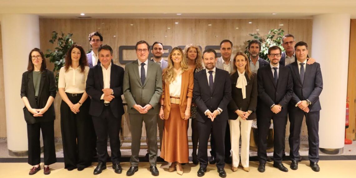 DigitalES- Newsbook- acción contra la piratería audiovisual - Tai Editorial España