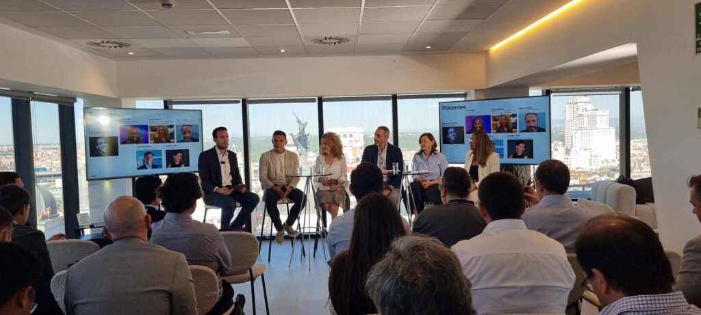 informe aire cloud - Newsbook - Tai Editorial - España