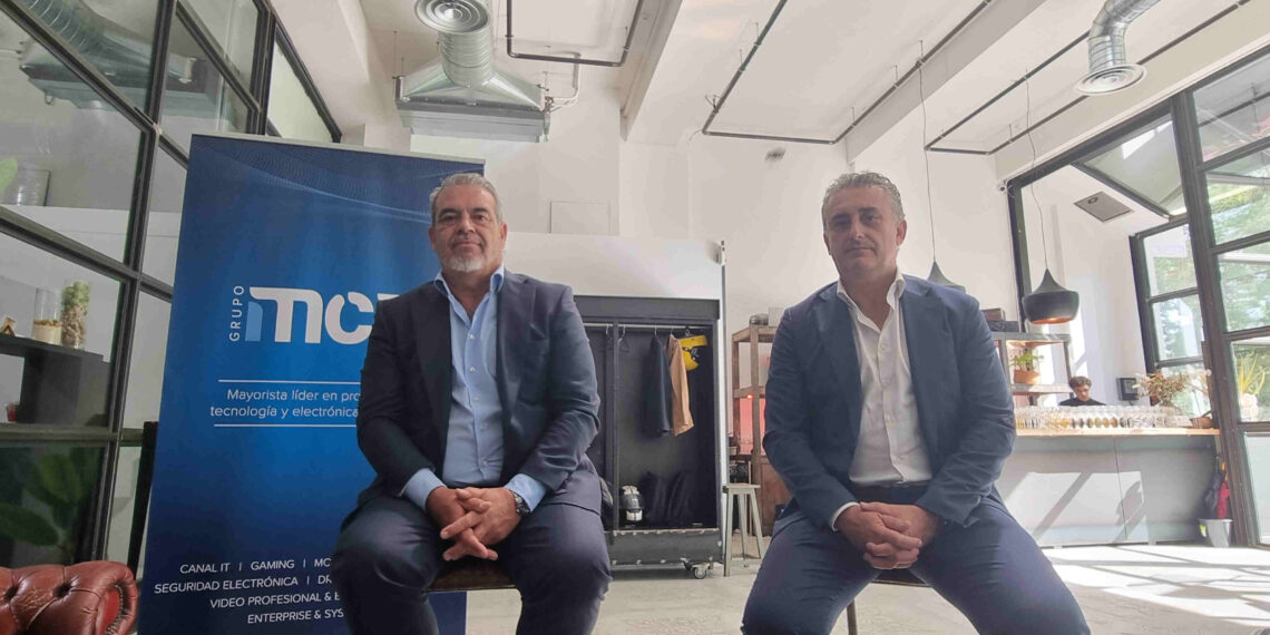 MCR gaming - Newsbook - Tai Editorial - España