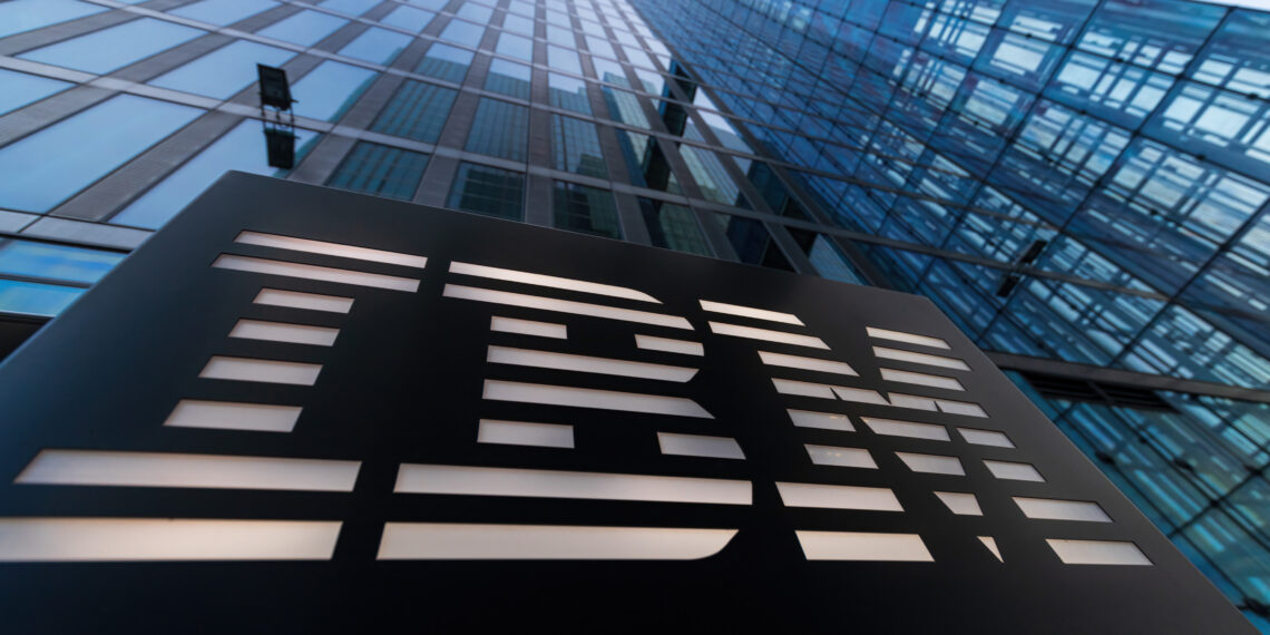 Abierta, gobernada y confiable: la personalidad de la IA empresarial de IBM